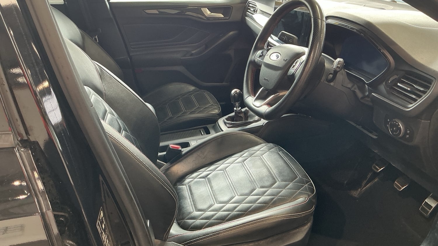 [ berth ]Ford Focus