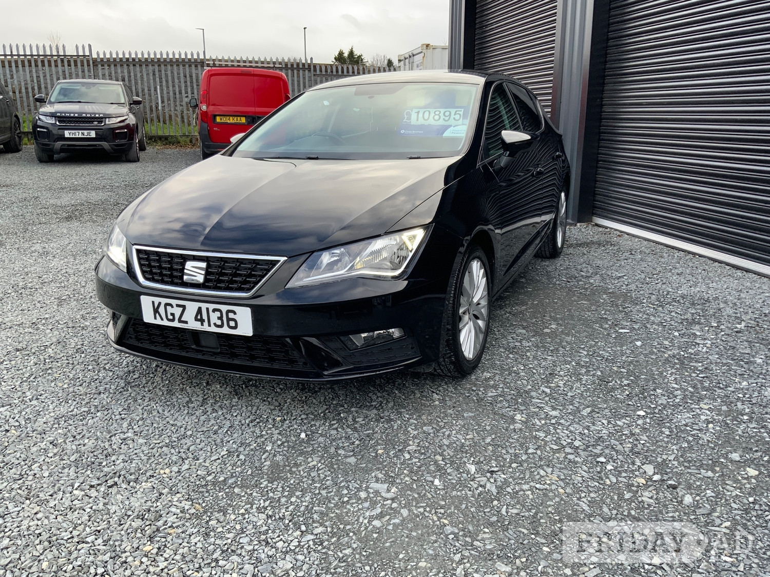 [ berth ]SEAT Leon