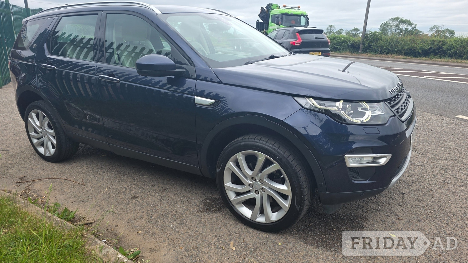 Land Rover Discovery Sport 2017 - Cars in Atherstone