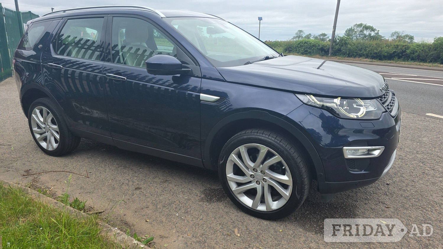 Land Rover Discovery Sport 2017 - Cars