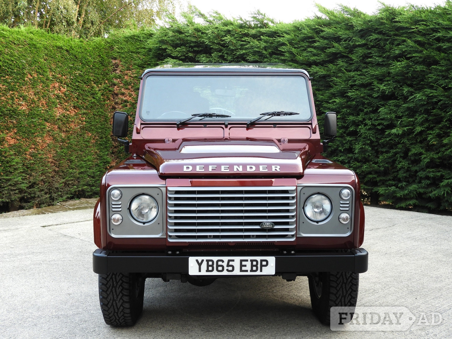 [ berth ]Land Rover Defender 90