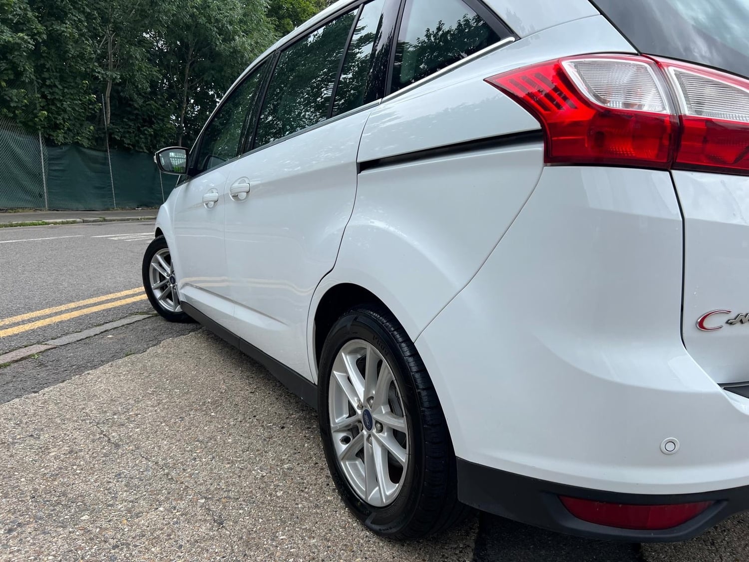 Ford Grand C-MAX Harrow