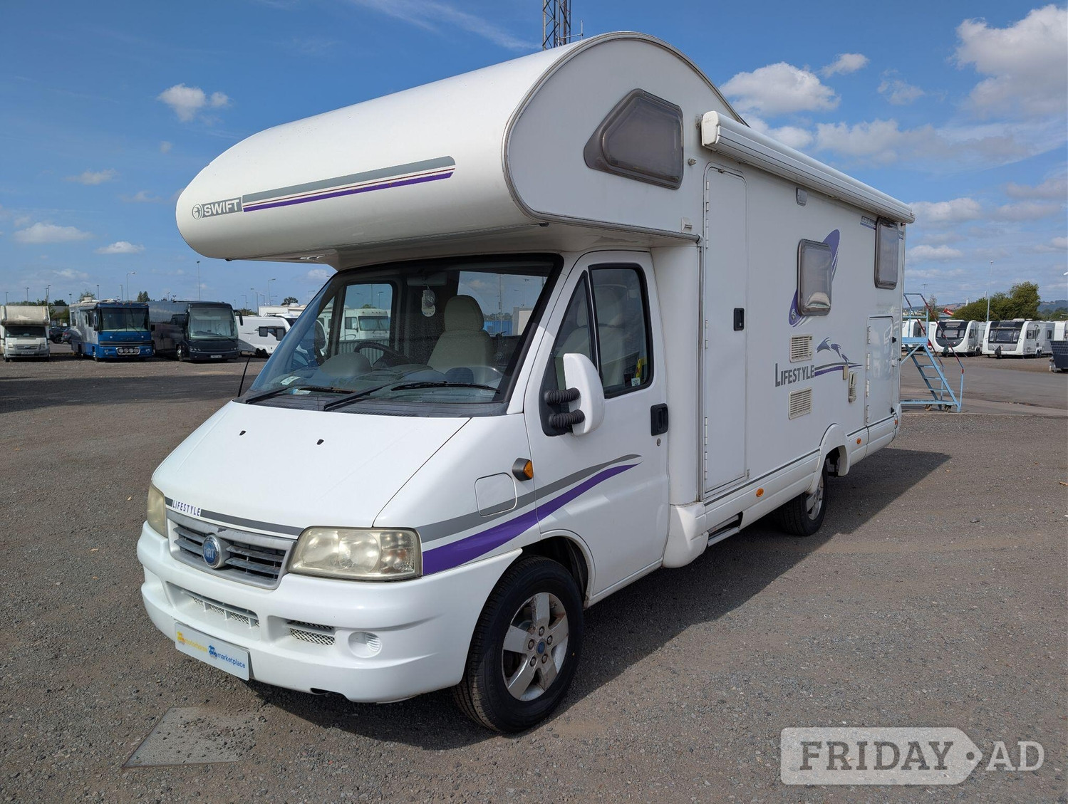 Swift Lifestyle 630 G 2003 for sale in Bridgend