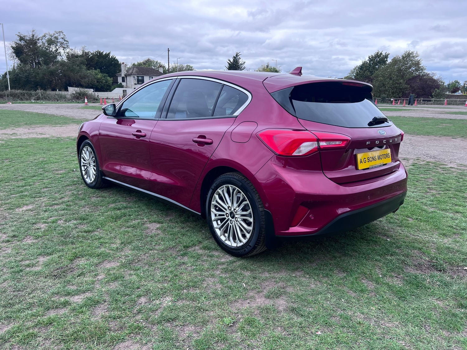 [ berth ]Ford Focus