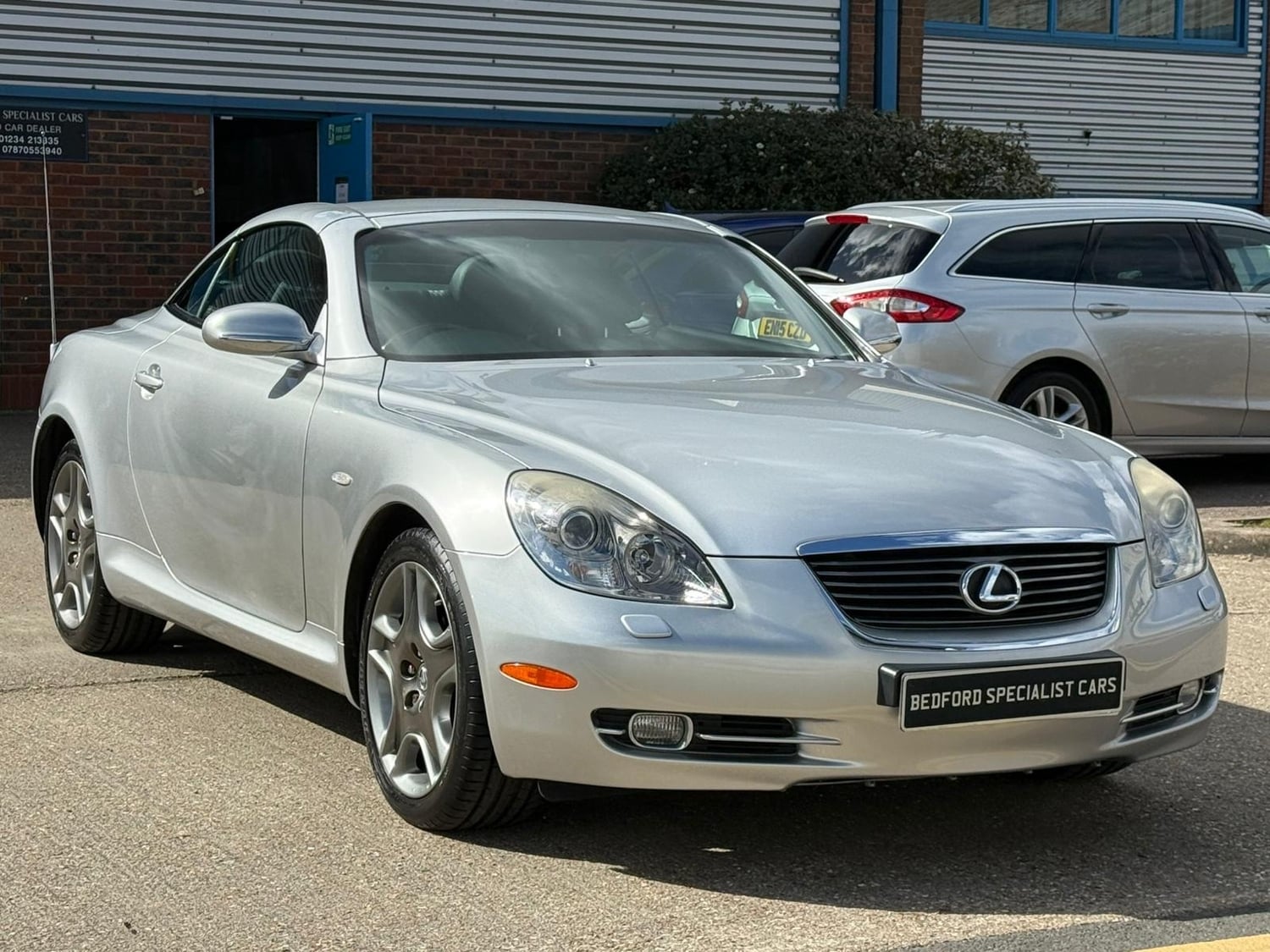 Lexus SC 2006 - Cars in Bedford