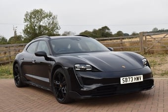 Porsche Taycan 2023
