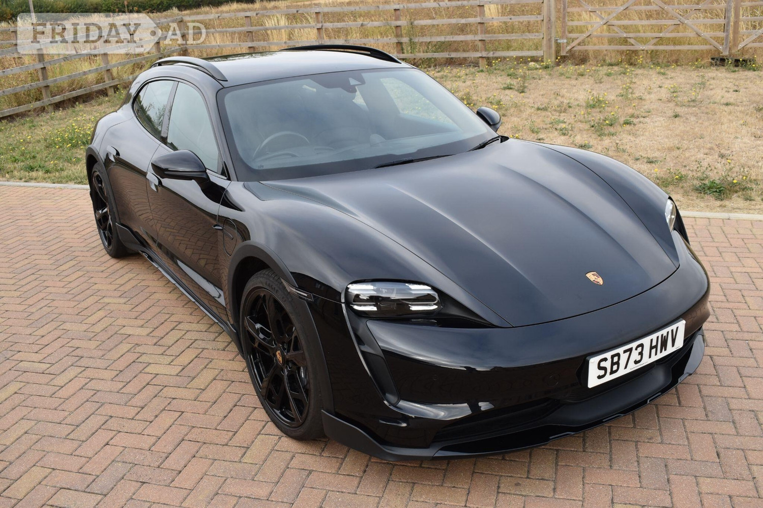 [ berth ]Porsche Taycan