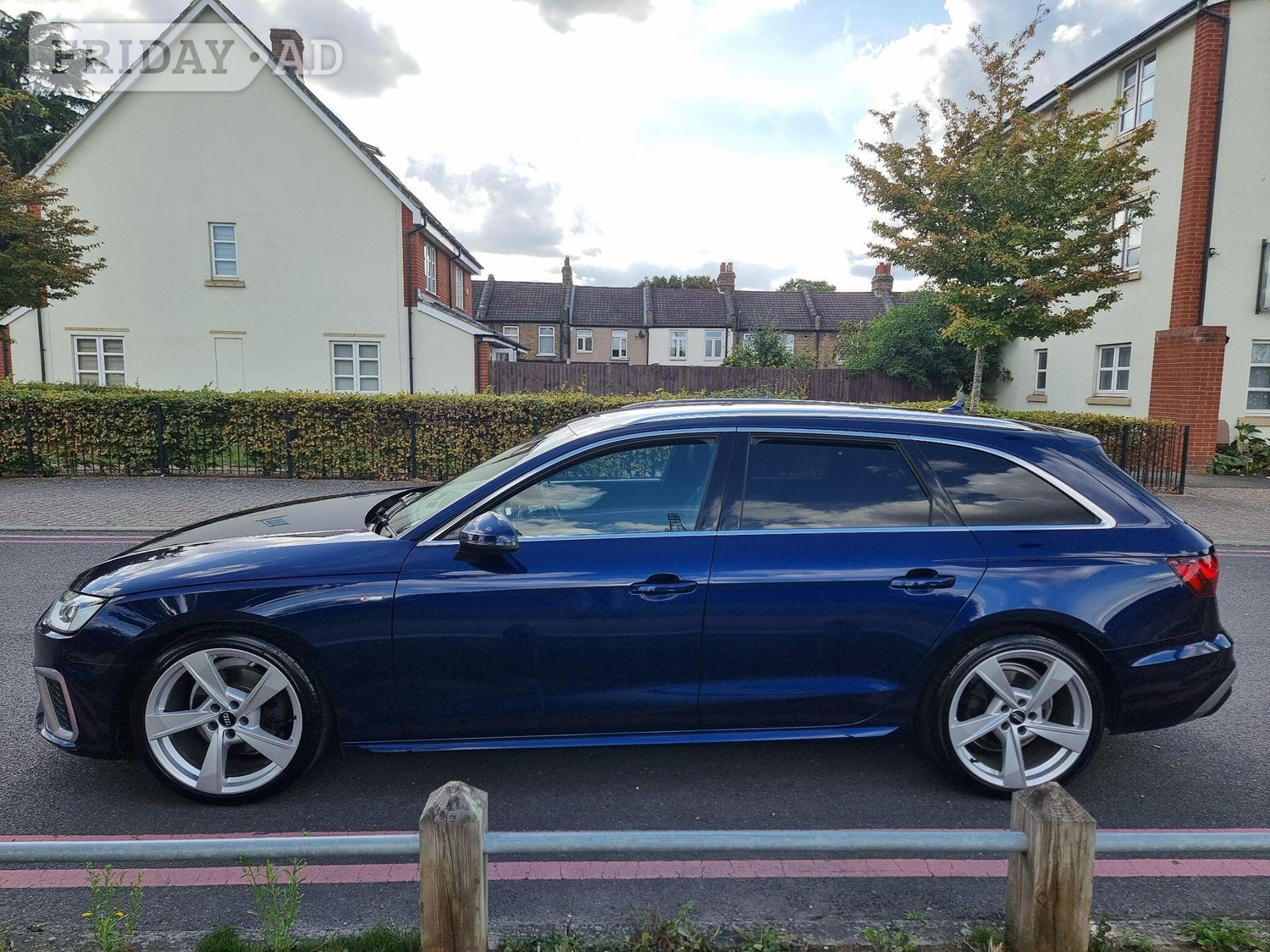 Audi A4 Avant 2020 - Cars