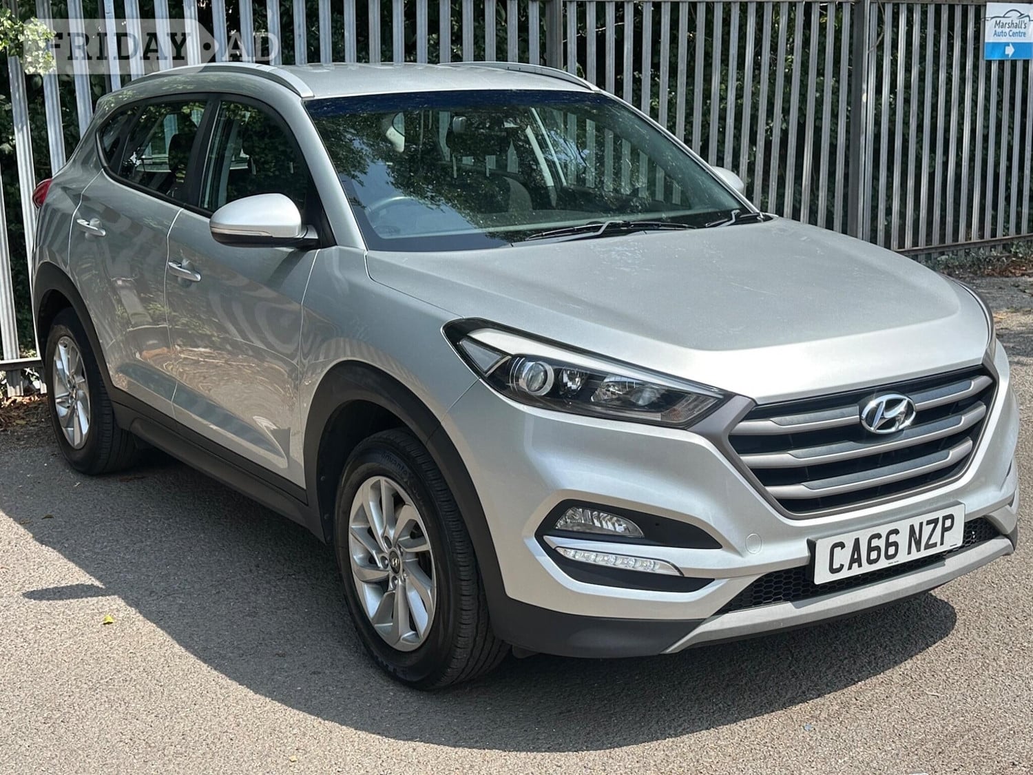Hyundai Tucson 2016 in Cardiff