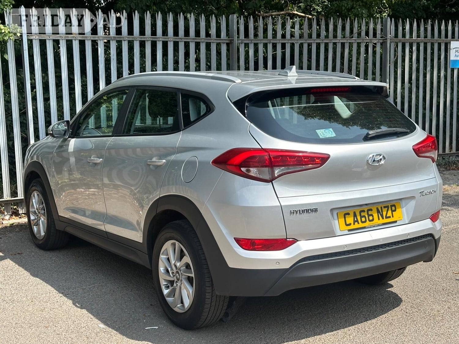 Hyundai Tucson 2016 - Cars in Cardiff
