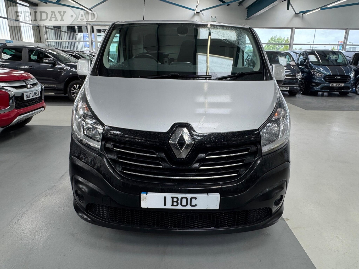 [ berth ]Renault Trafic