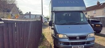 J j wood horse boxes   Fiat Horsebox