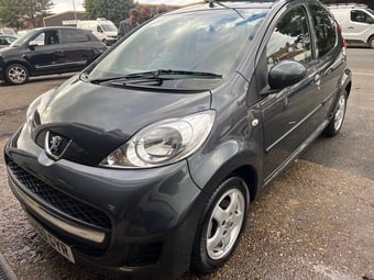 Peugeot 107 2011