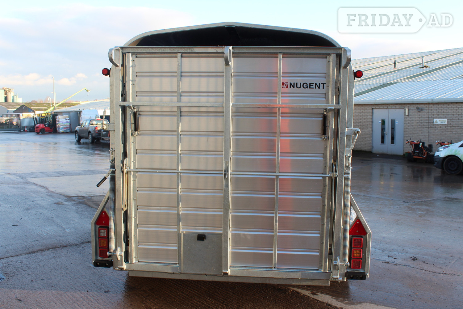Nugent LS4318T-CT Trailer - Trailers & Horseboxes