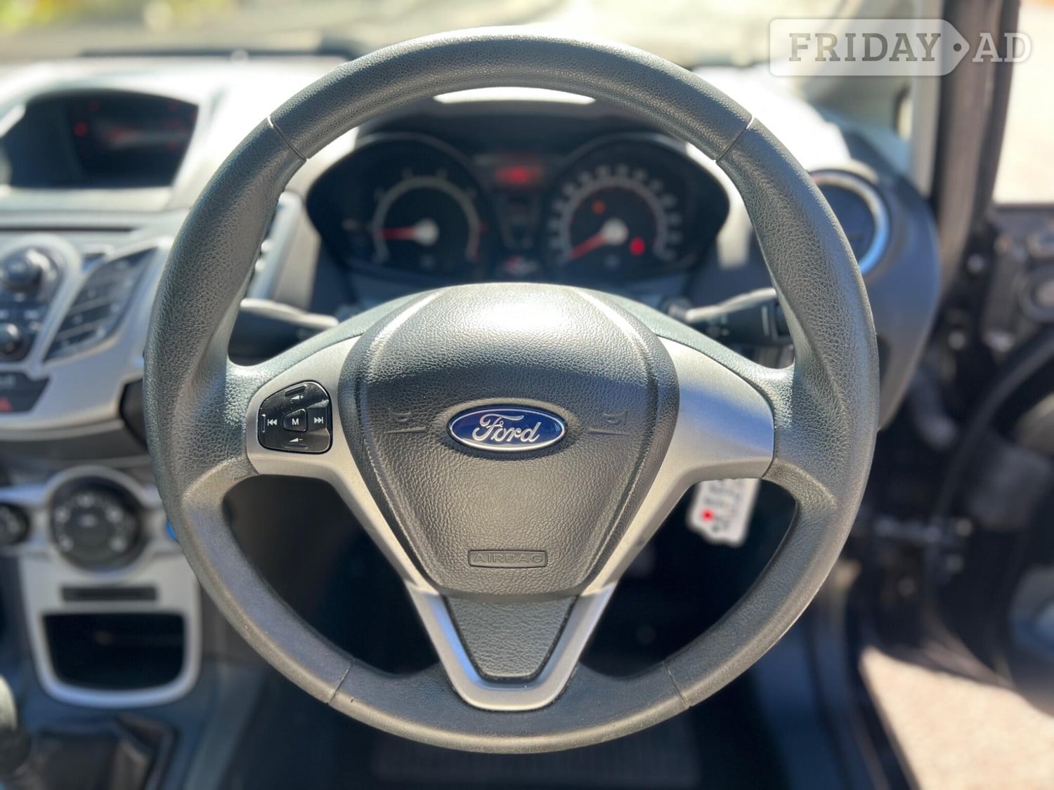 Ford Fiesta 2009 - Cars