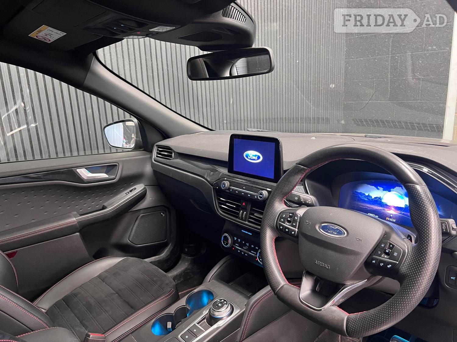 [ berth ]Ford Kuga