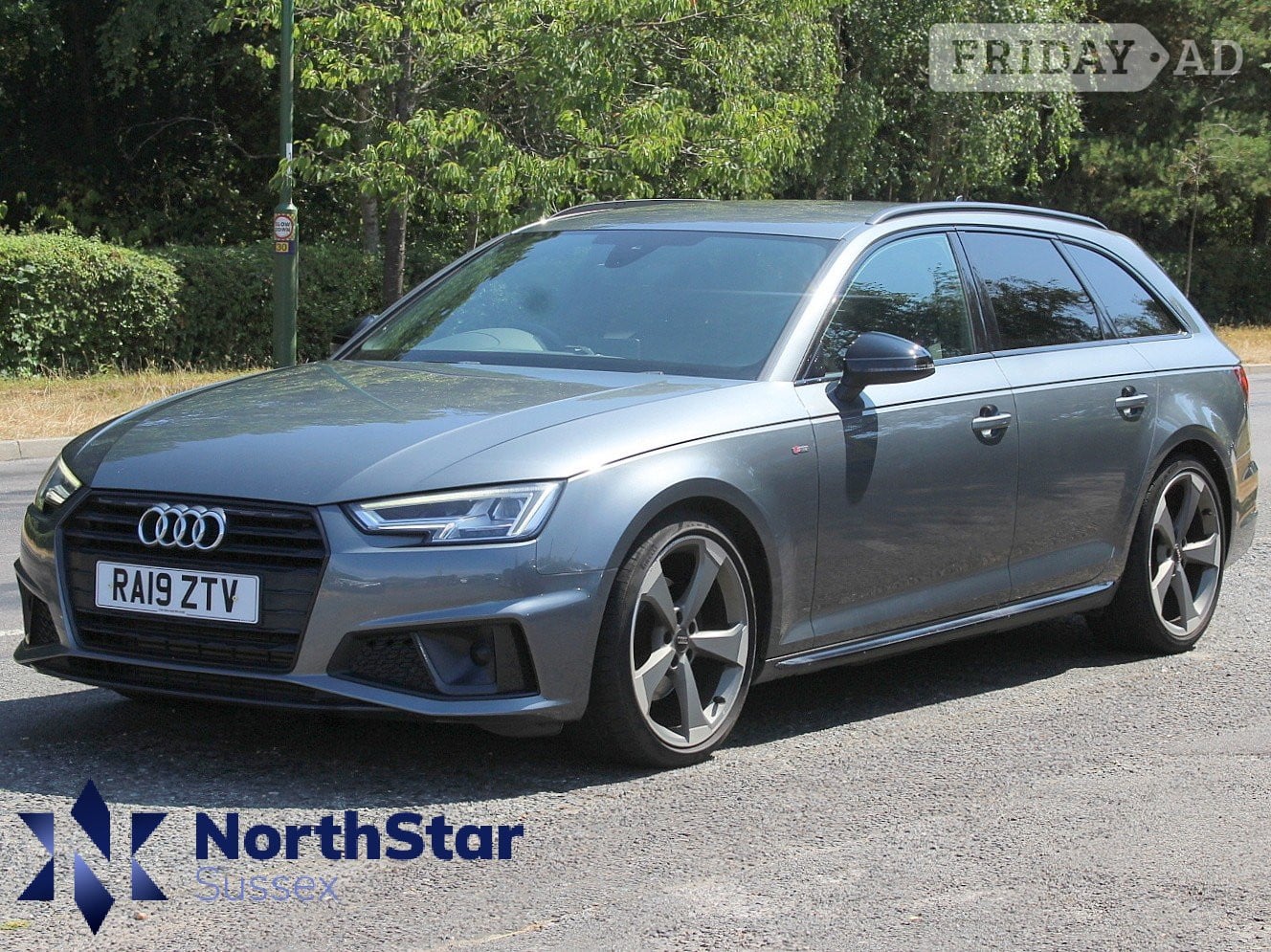 Audi A4 Avant 2019 in Hassocks