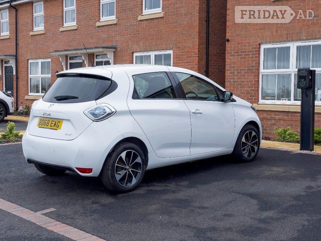[ berth ]Renault Zoe