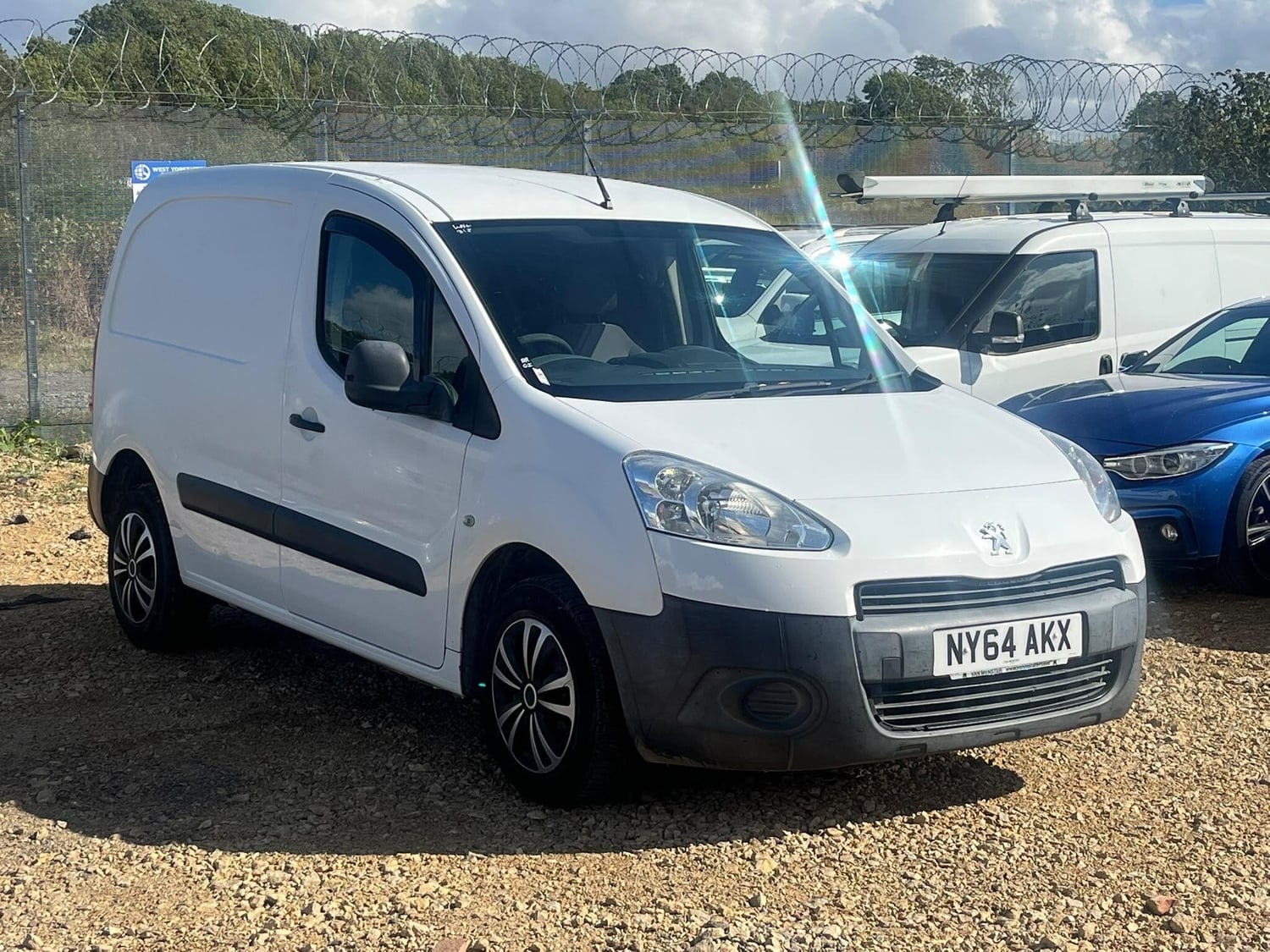Peugeot Partner 2015 in Leeds