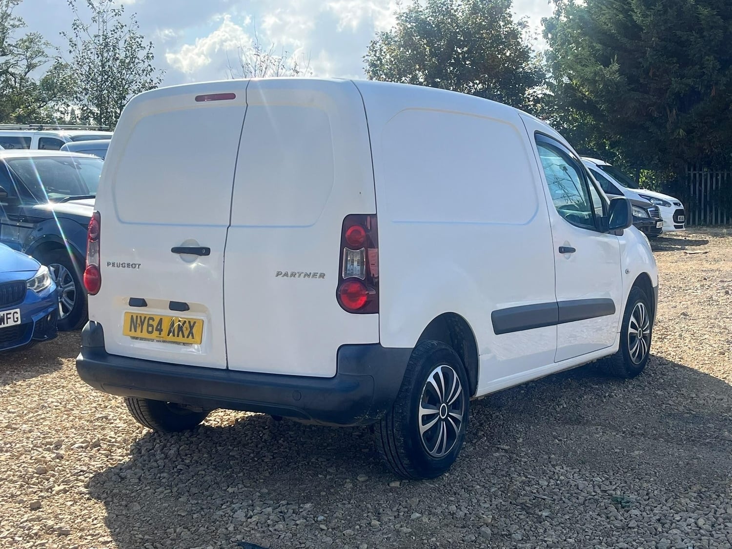 Peugeot Partner 2015 - Vans & Commercial Vehicles in Leeds
