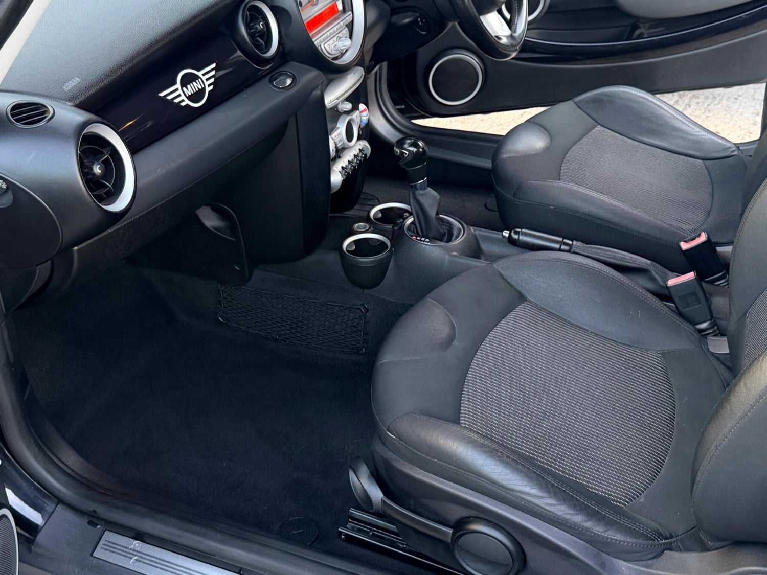Mini Hatch Wembley