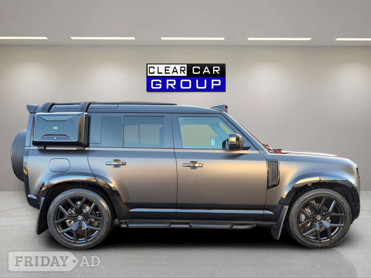 Land Rover Defender 2021 - Cars in Manchester