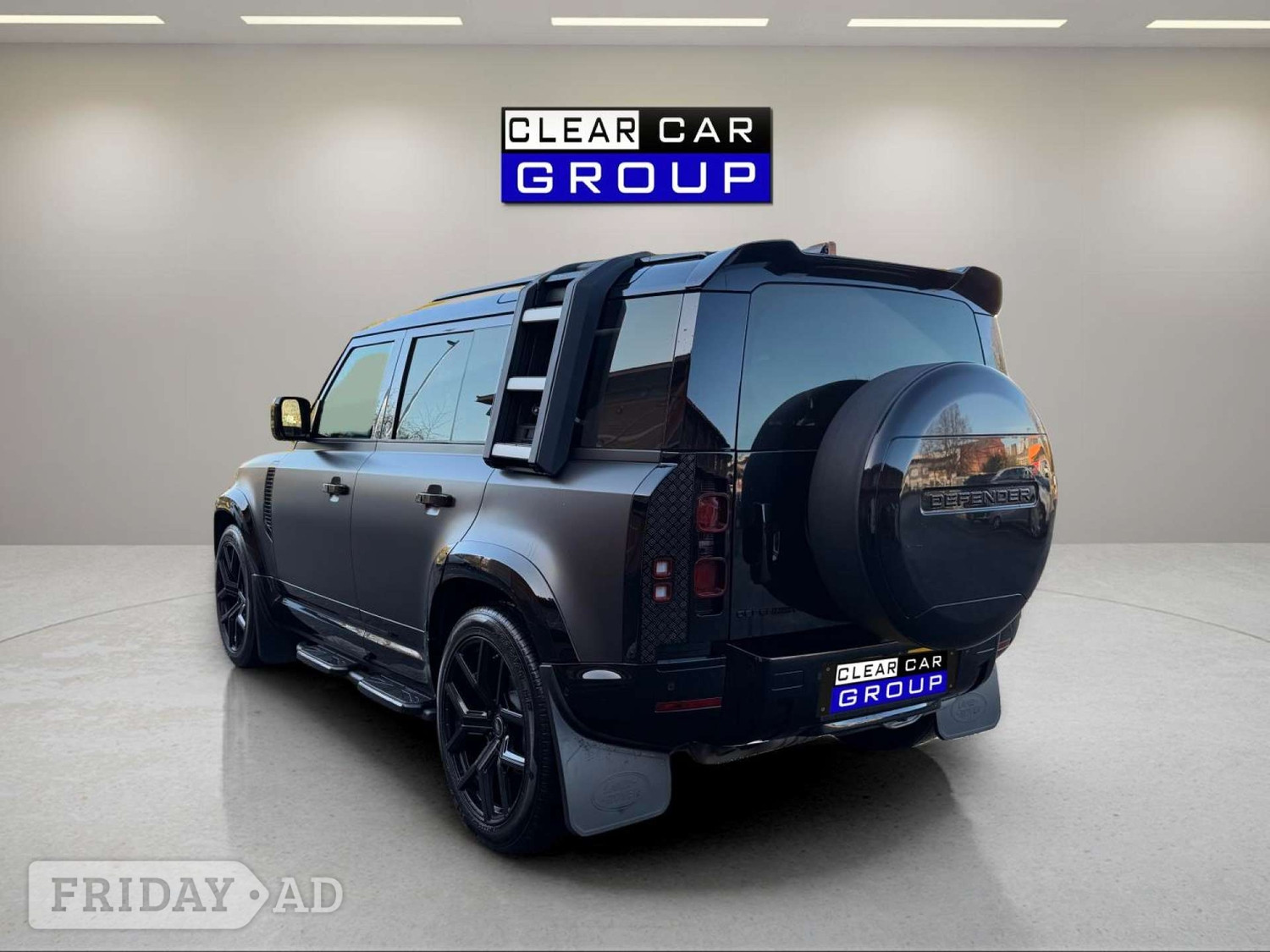 Land Rover Defender 2021 - Cars