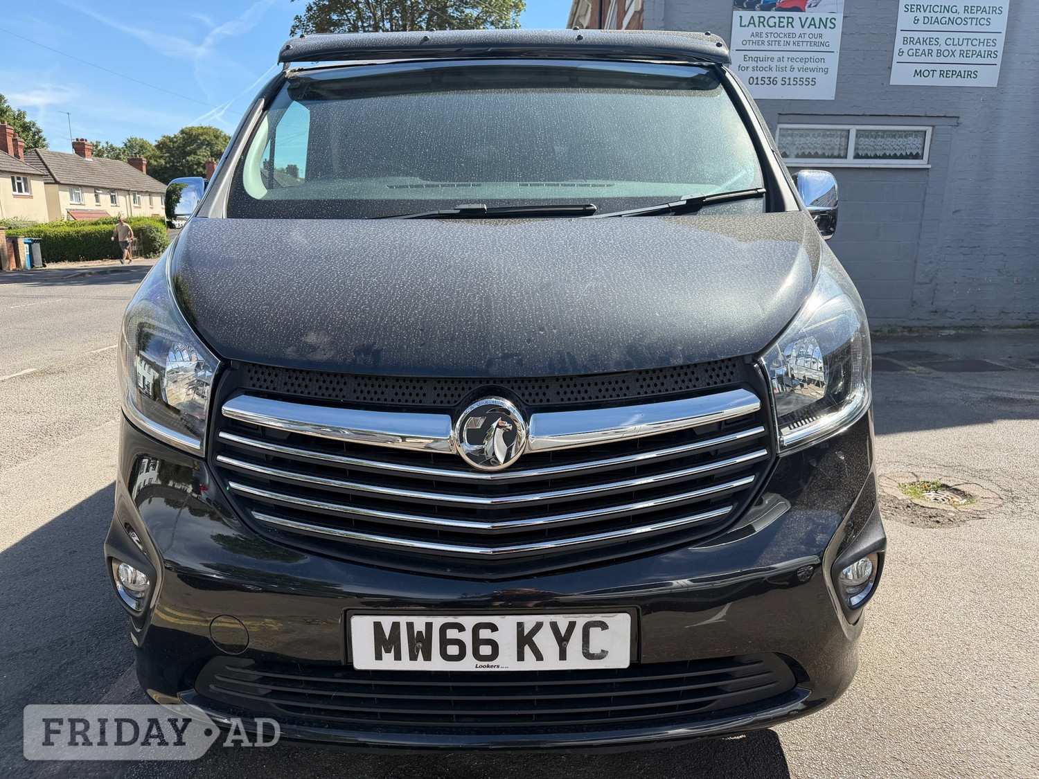 Vauxhall Vivaro 2017 - Vans & Commercial Vehicles