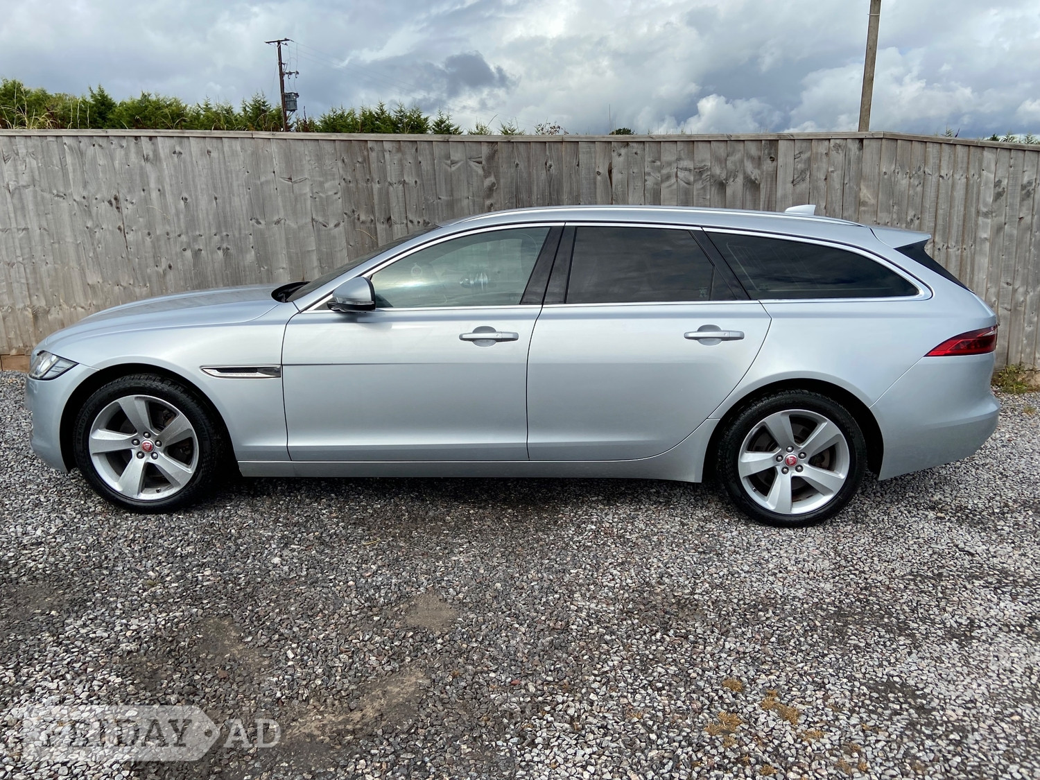 Jaguar XF 2018 - Cars