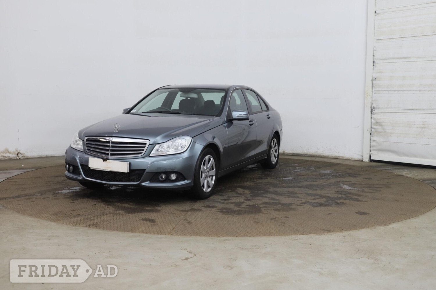 [ berth ]Mercedes-Benz C Class