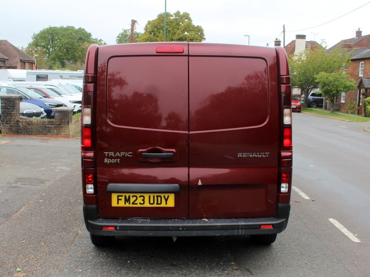 Renault Trafic 2023 - Vans & Commercial Vehicles
