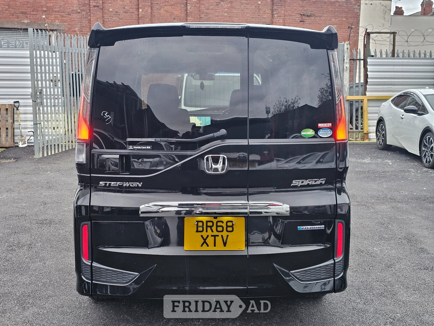 Honda Stepwagon 2019 - Cars in Coventry