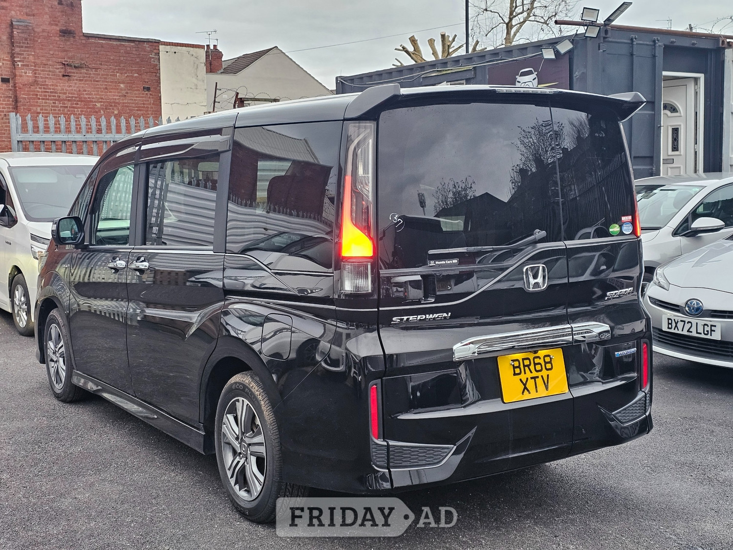 Honda Stepwagon 2019 - Cars