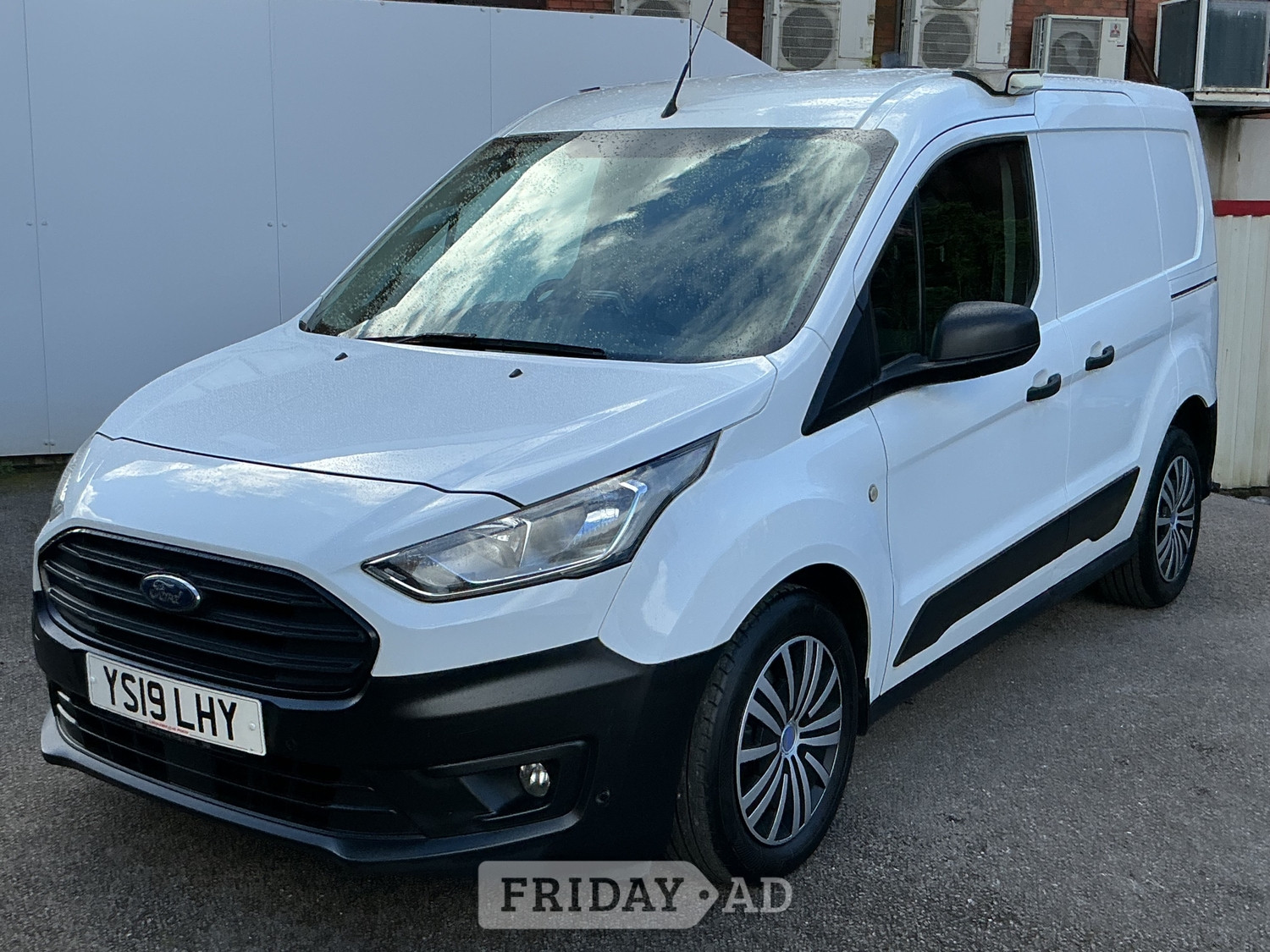 [ berth ]Ford Transit Connect