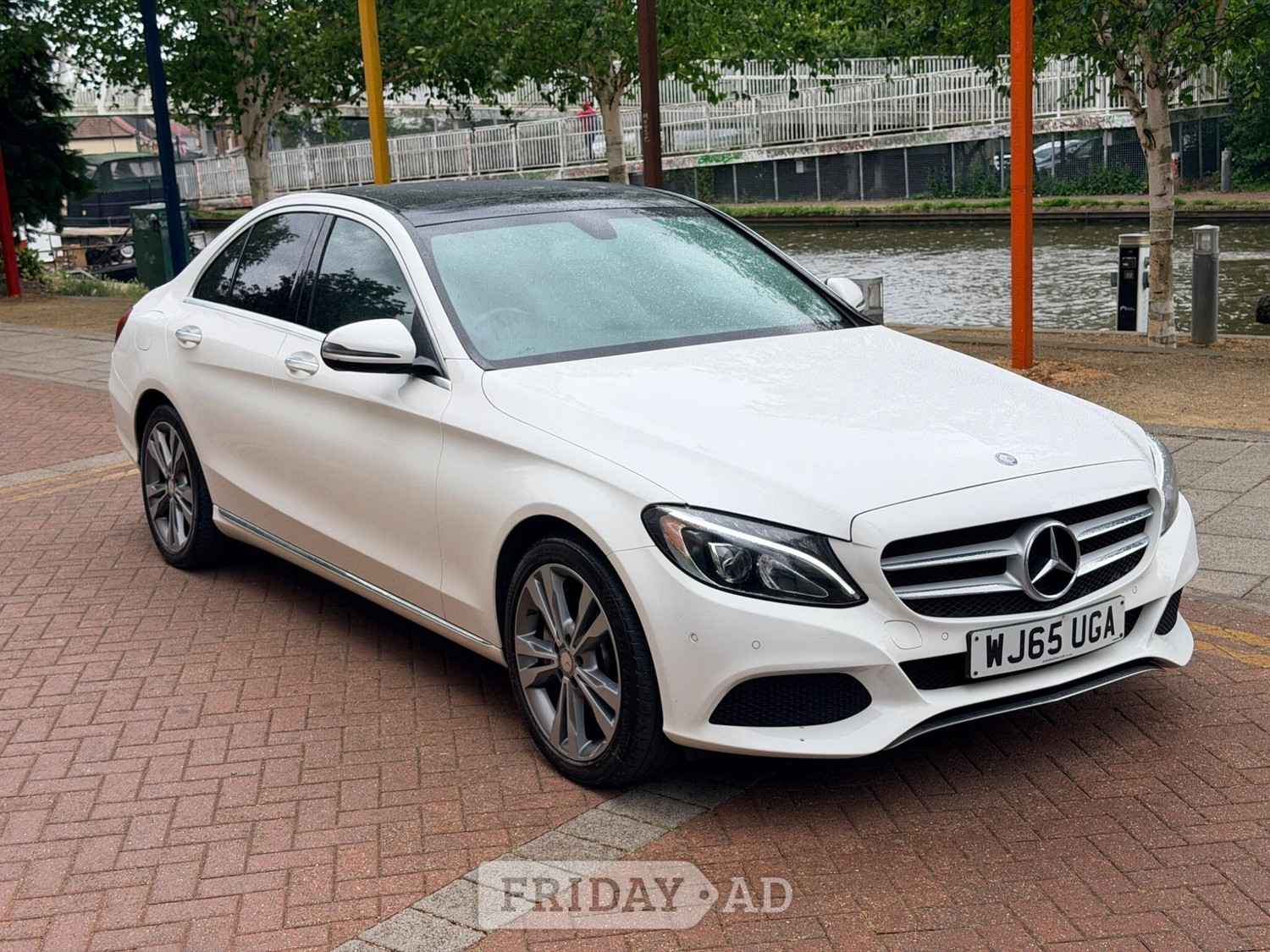 [ berth ]Mercedes-Benz C Class