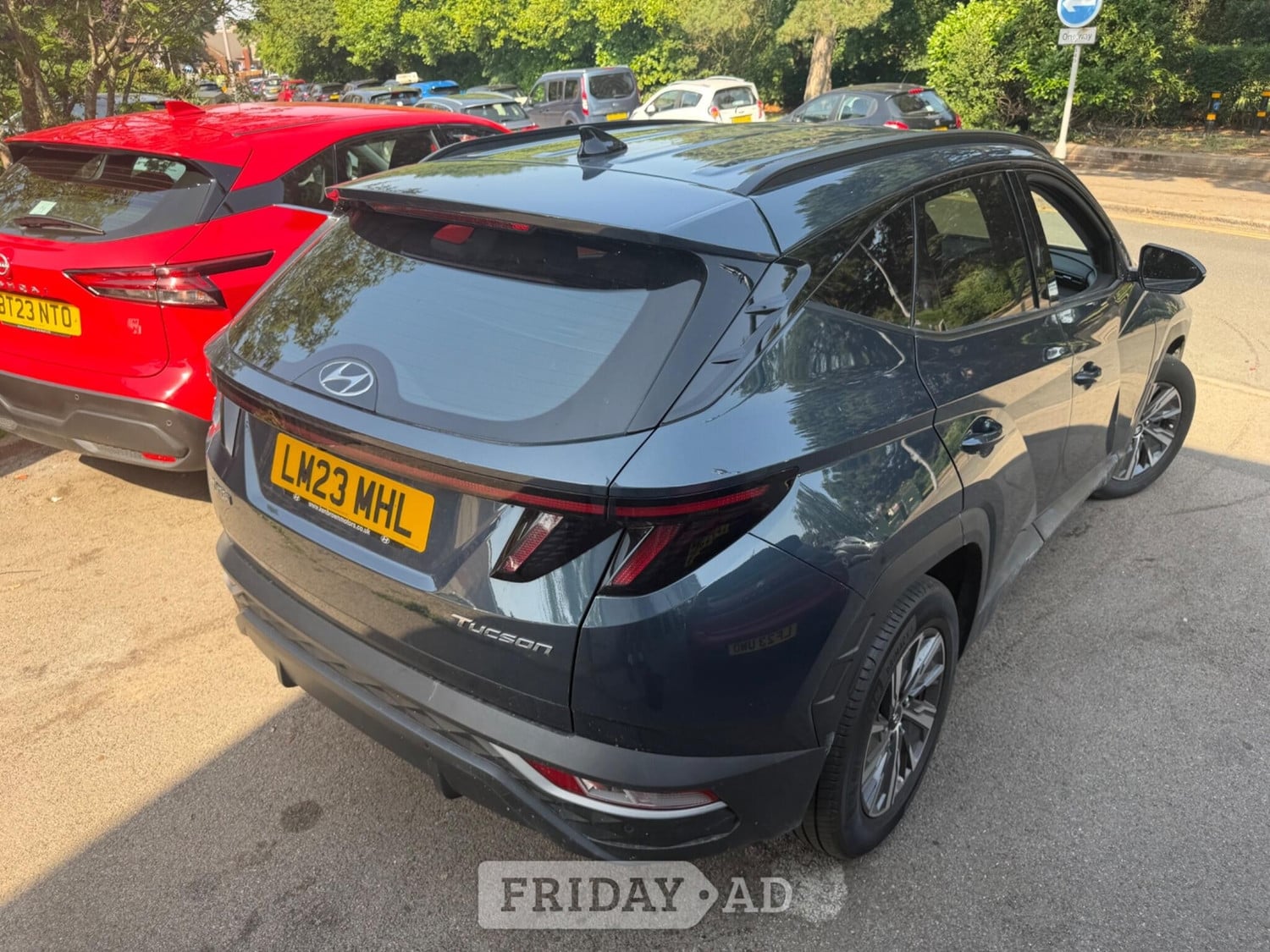 Hyundai Tucson Sutton