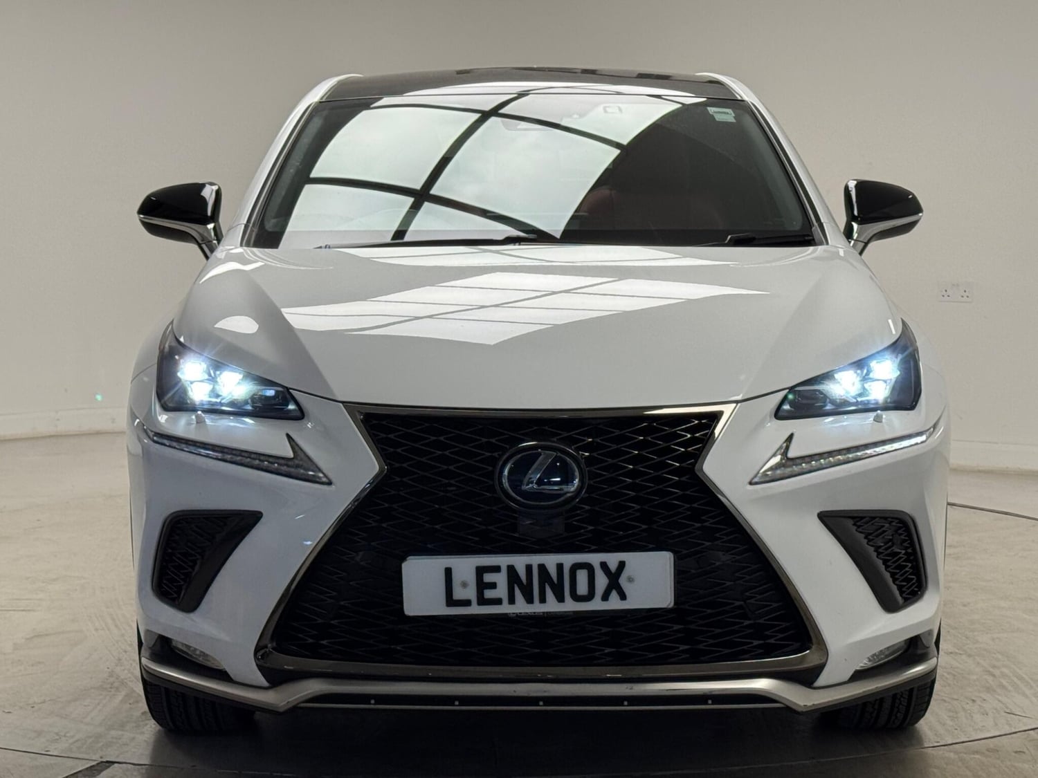 Lexus NX Brent