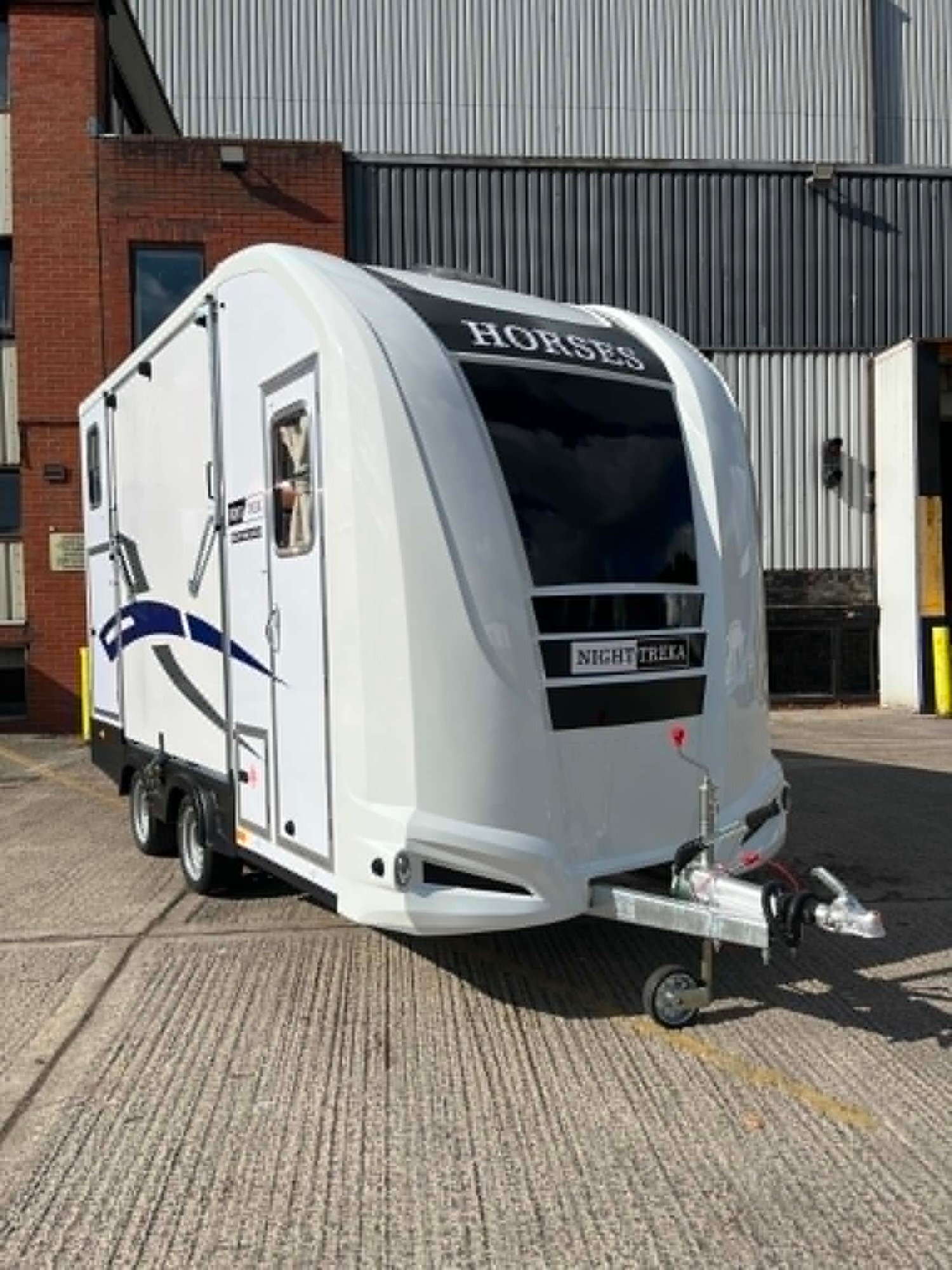 Equi-Trek Night-Treka Excel  Horse Trailer - Trailers & Horseboxes