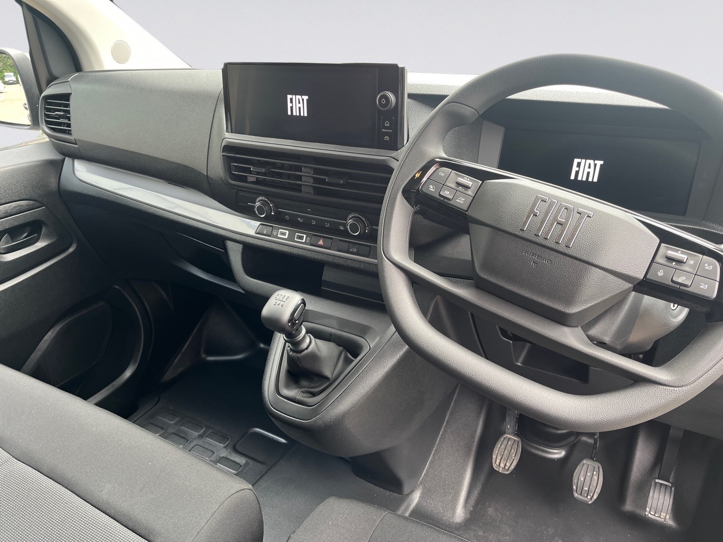 Fiat Scudo 2026 - Vans & Commercial Vehicles in Hemel Hempstead
