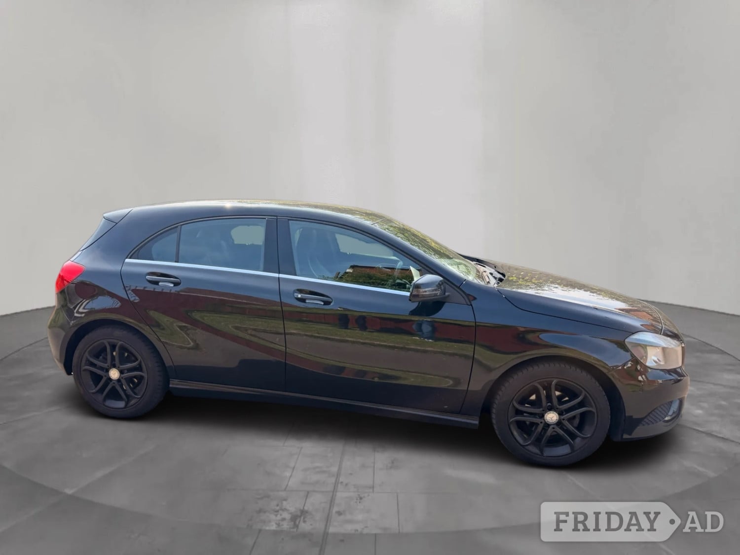 [ berth ]Mercedes-Benz A Class