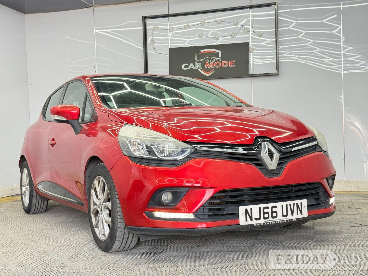 [ berth ]Renault Clio