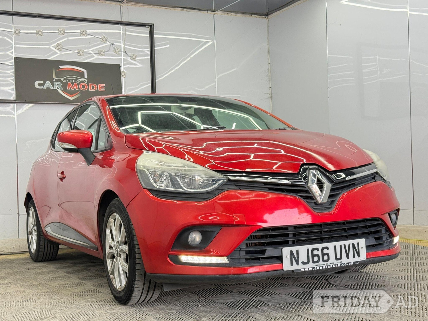Renault Clio 2017 - Cars in Hillingdon