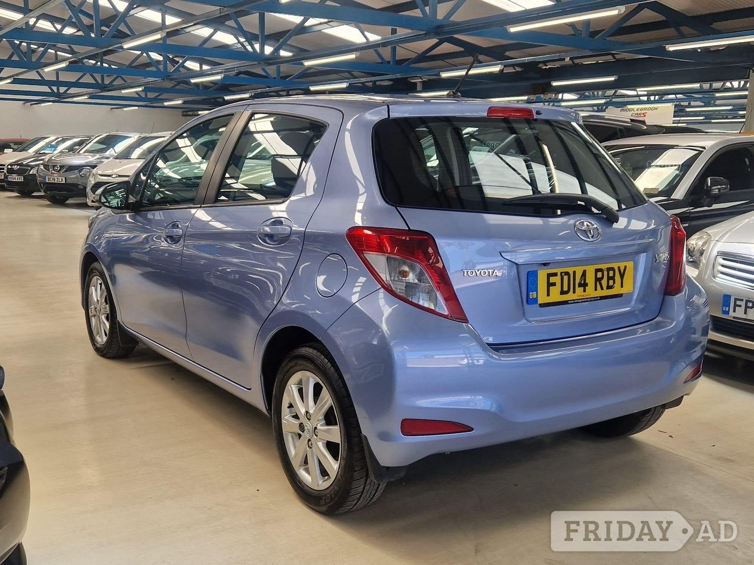 Toyota Yaris 2014 - Cars
