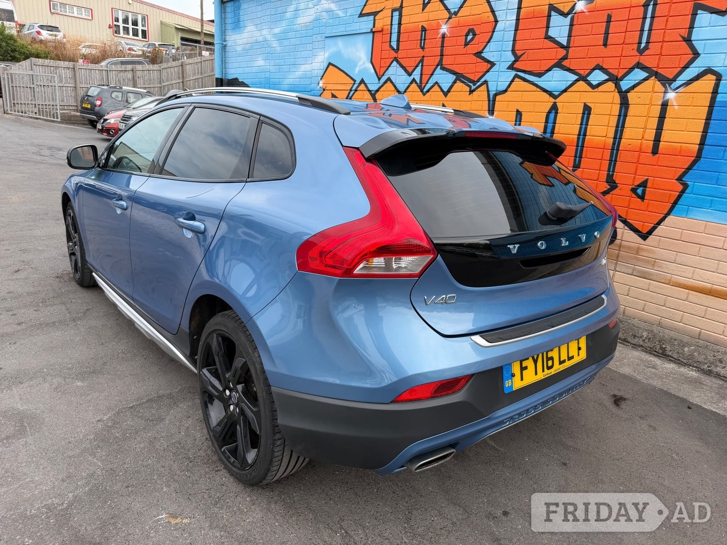 [ berth ]Volvo V40 Cross Country