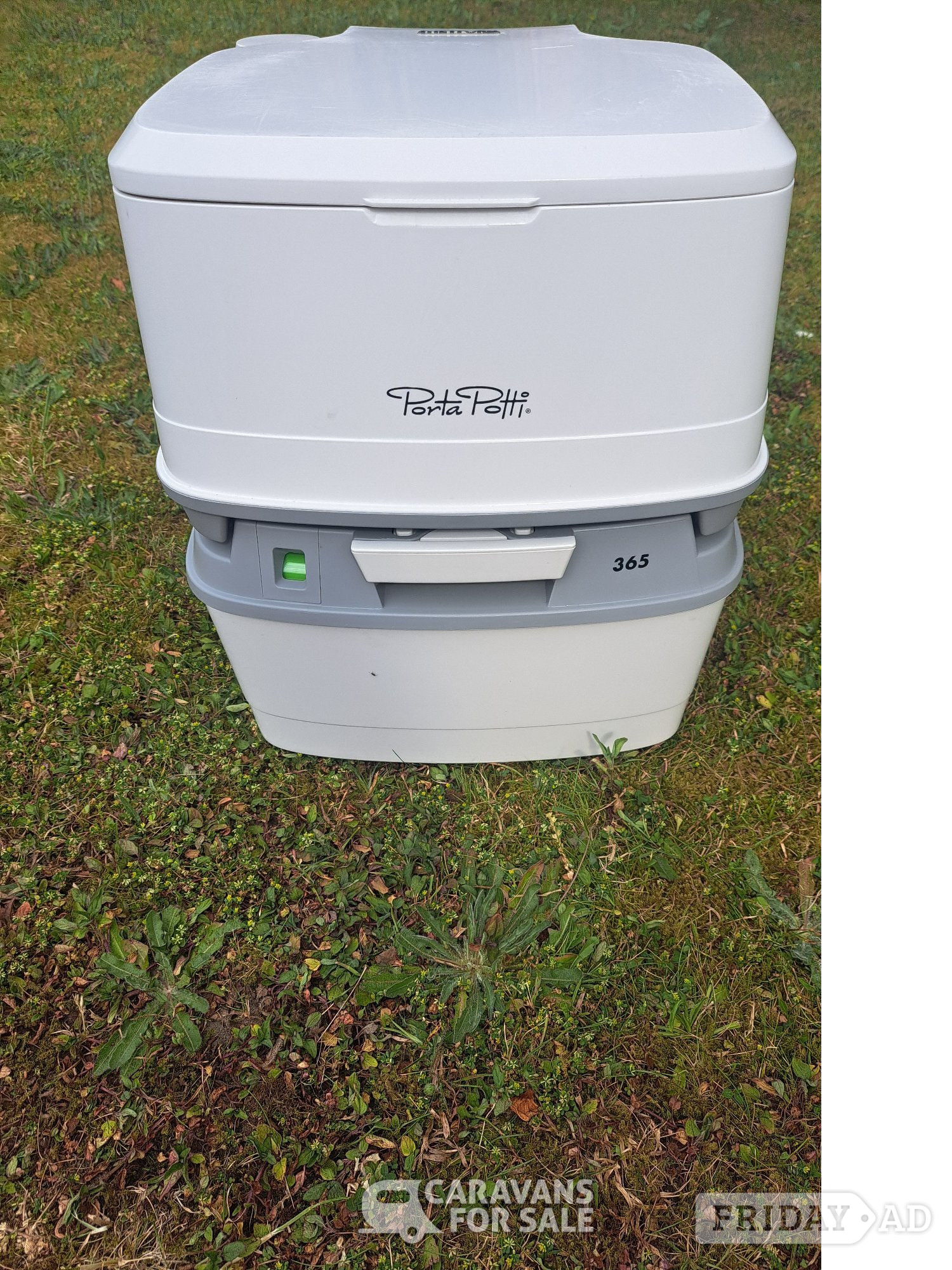 Thetford Porta Potti 365 chemical toilet with piston flush in Tilehurst