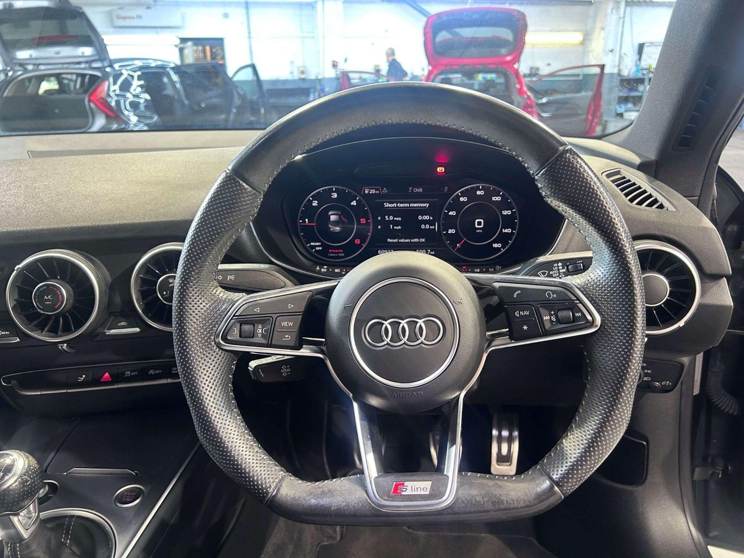 [ berth ]Audi TT