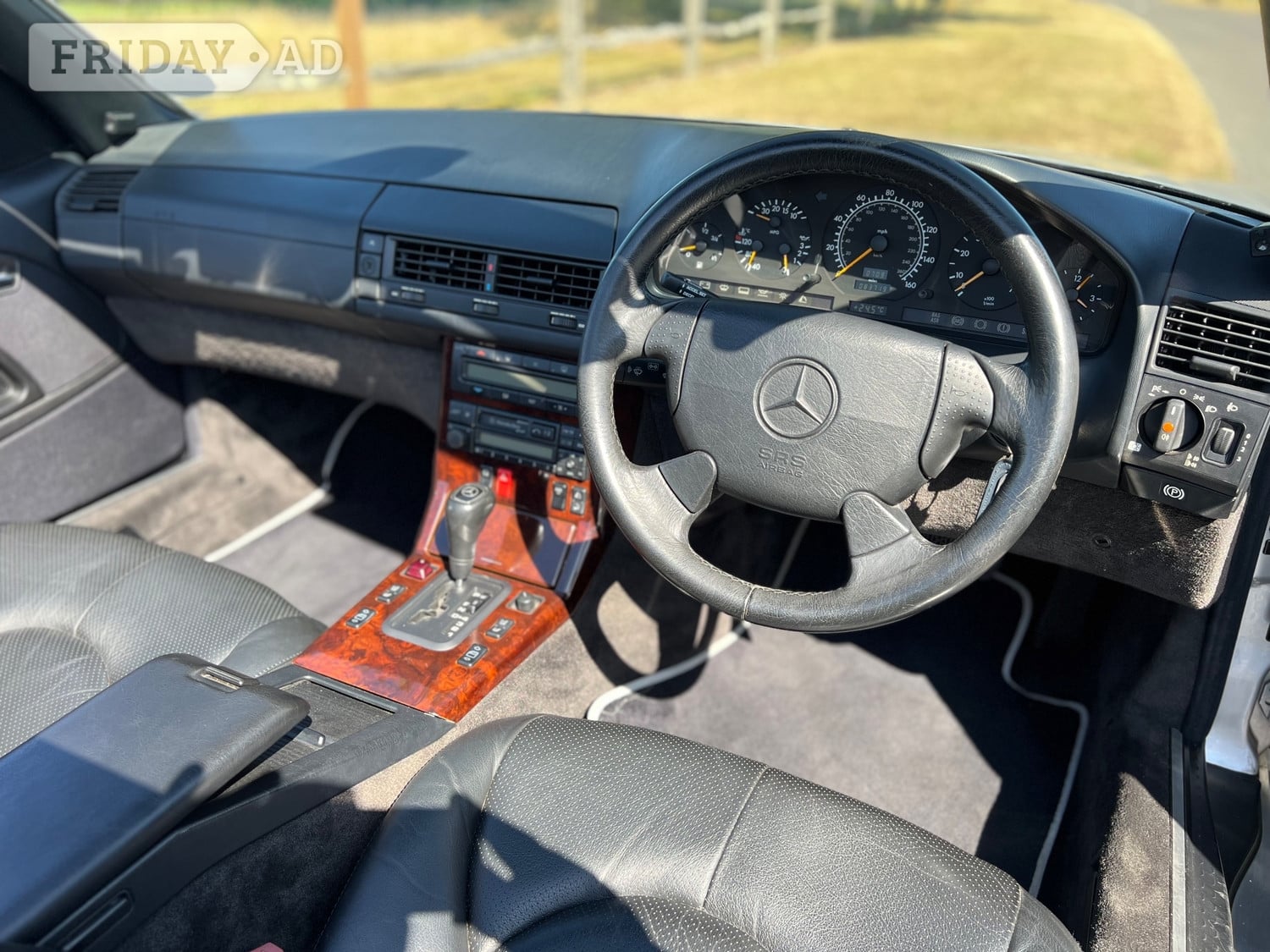 Mercedes-Benz SL 1997 - Cars in Reigate