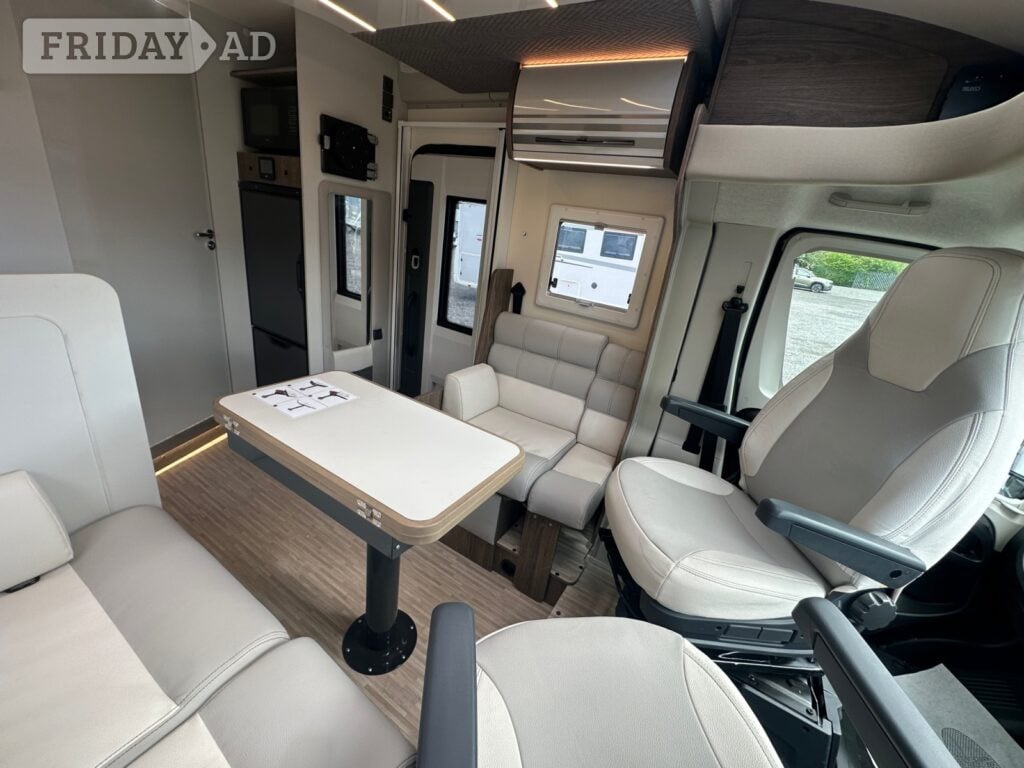 [4 berth ]Roller Team 750 T-Line