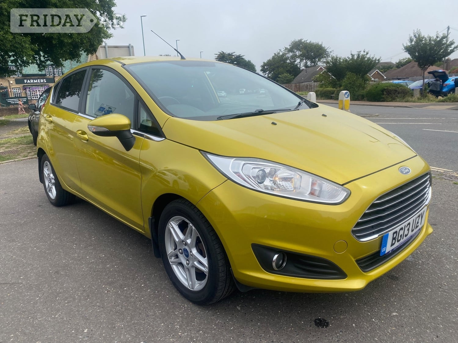 [ berth ]Ford Fiesta