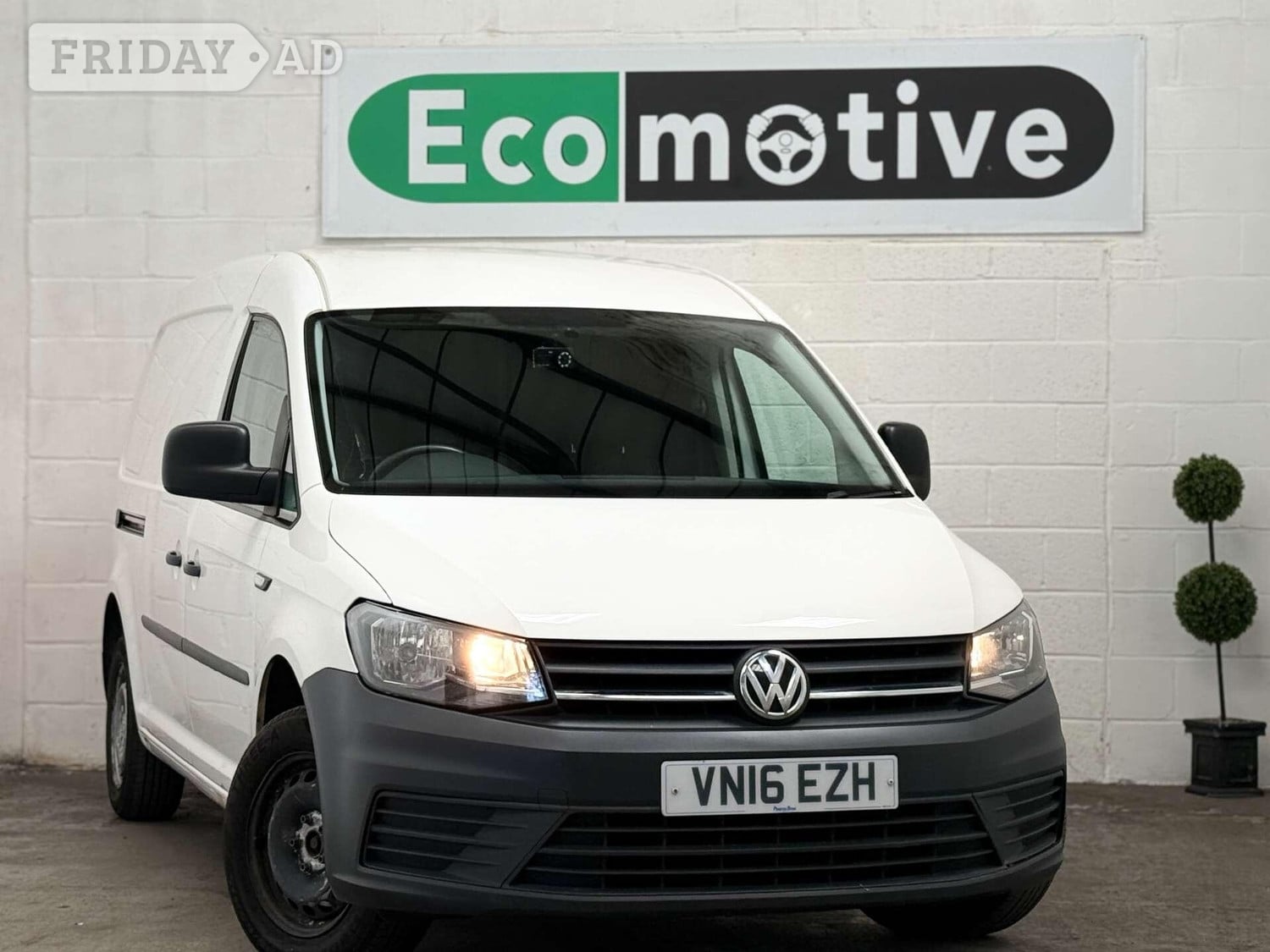 Volkswagen Caddy Maxi 2016 in Uxbridge